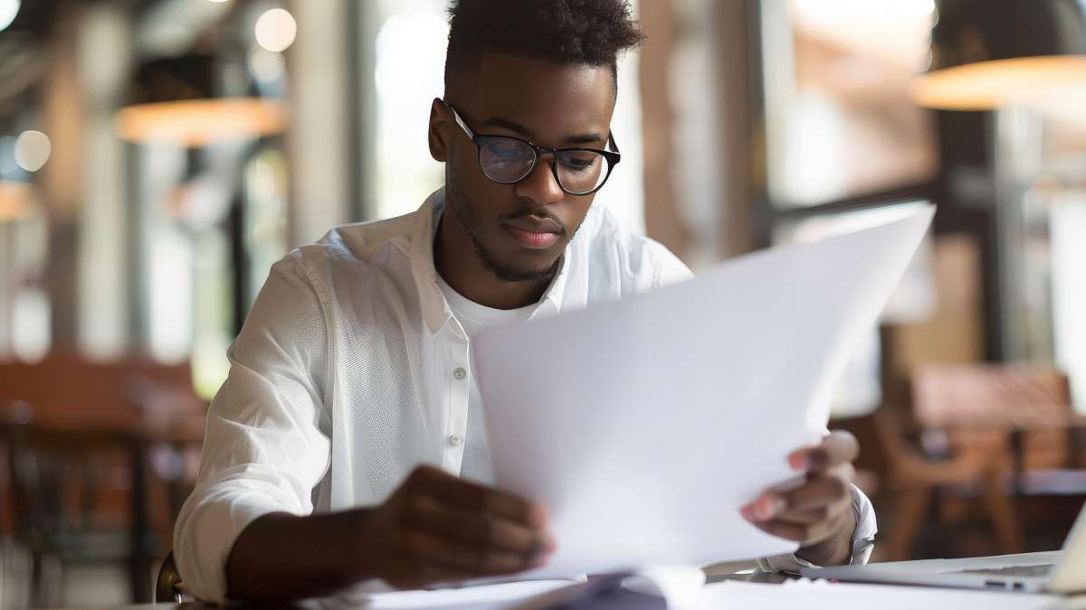 How to Write a Powerful Professional Summary
